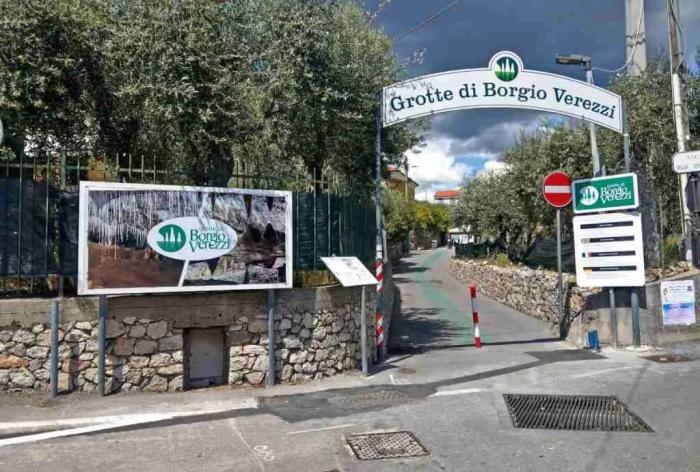 Ingresso Grotte di Borgio Verezzi